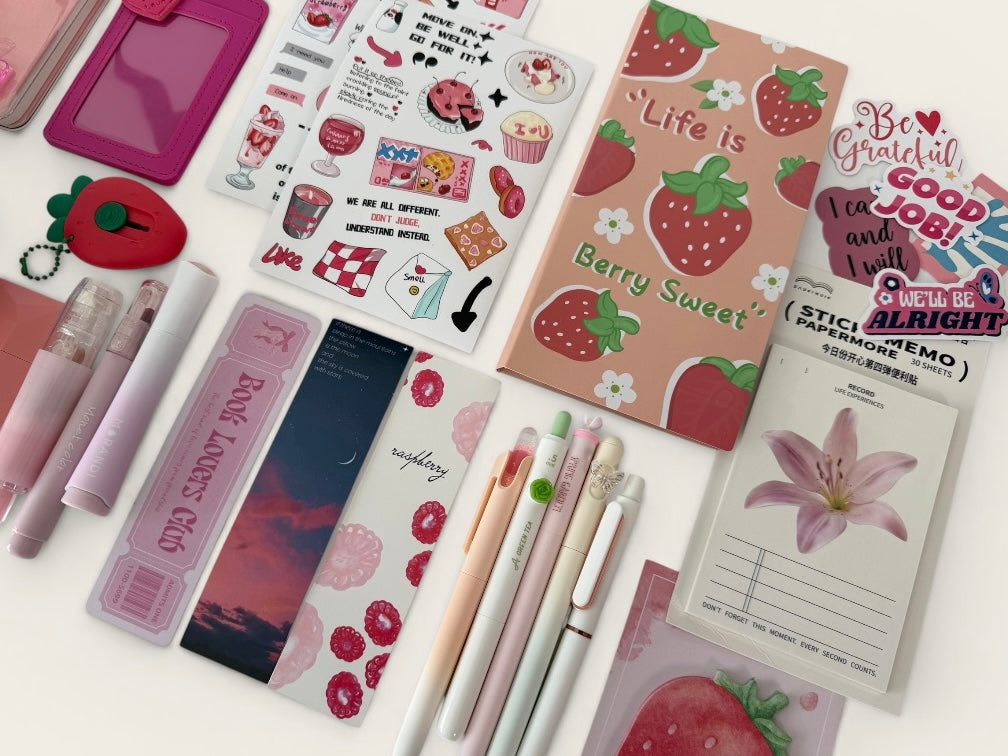 Aesthetic Stationery Box – Complete Desk Set (Notebook, Pouch & Accessories)