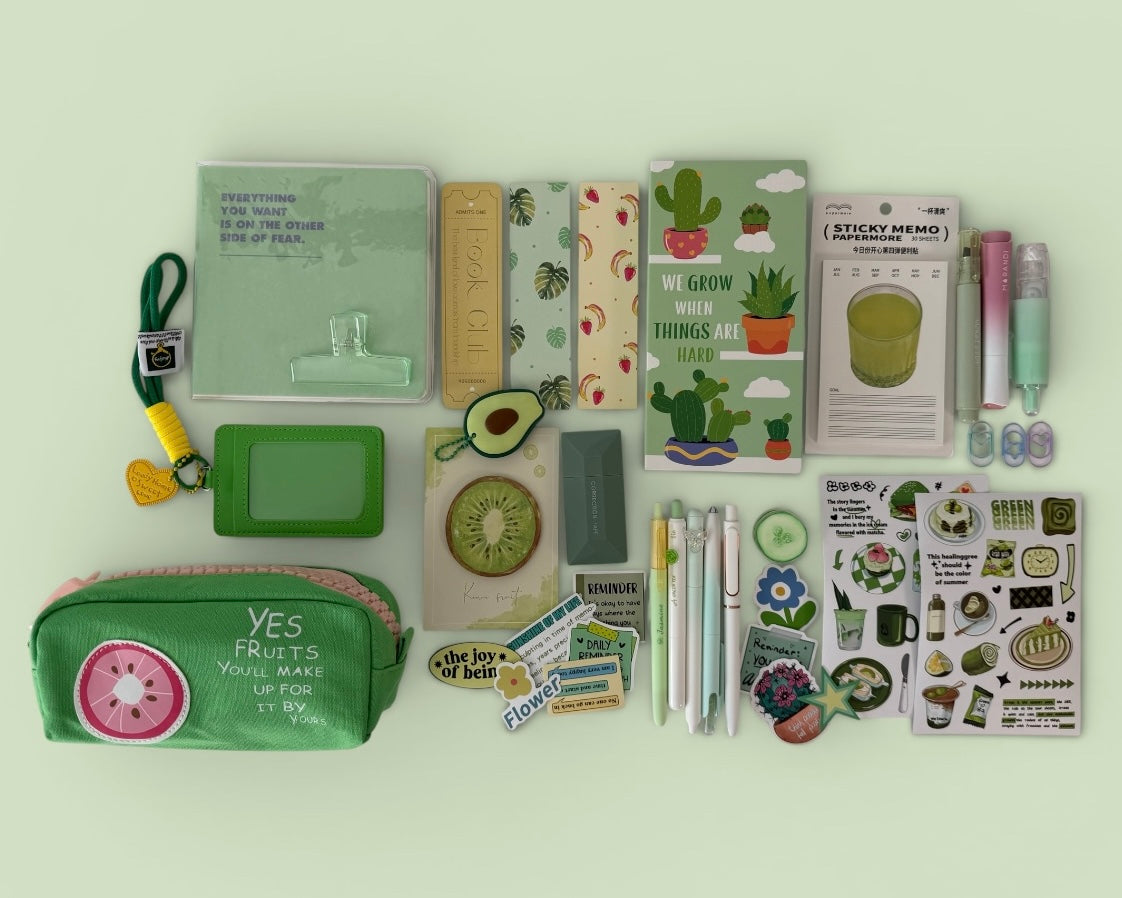 Aesthetic Stationery Box – Complete Desk Set (Notebook, Pouch & Accessories)