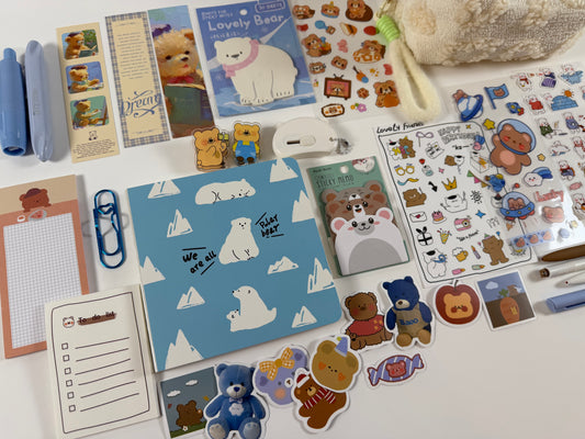 "Polar Breeze" White Bear Stationery Set 🐻‍❄️❄️ - Medium