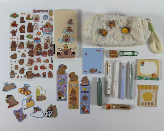 Capybara Stationery Set ₍ᐢ•(ܫ)•ᐢ₎– Medium
