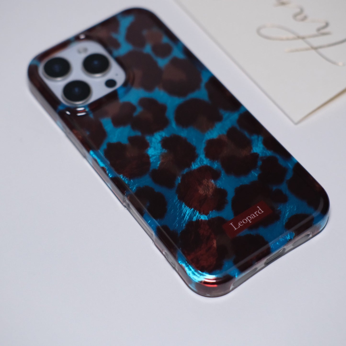 Wild & Shiny – Own the Spotlight